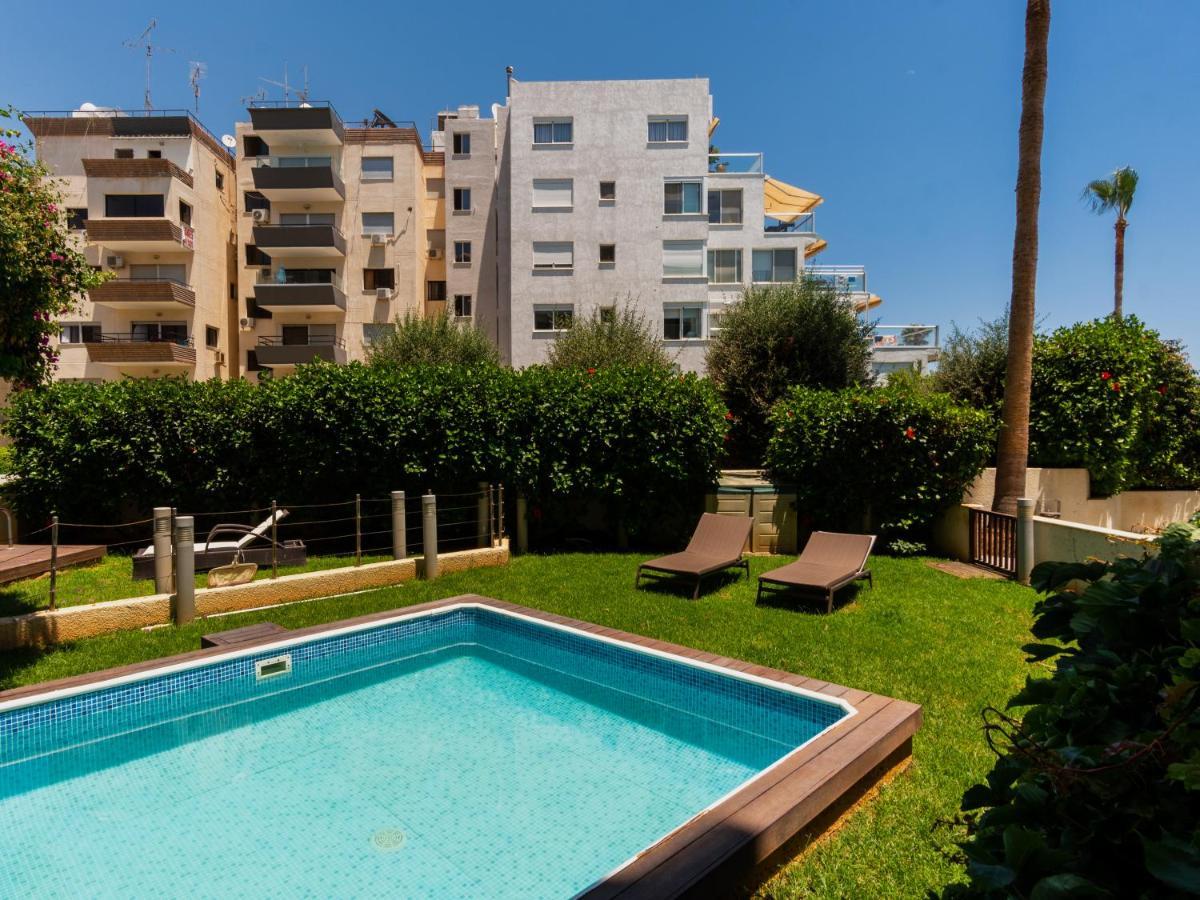 Sanders Ermitage On The Beach - Delightful 1-Bedroom Apartment With Sea View Λεμεσός Εξωτερικό φωτογραφία
