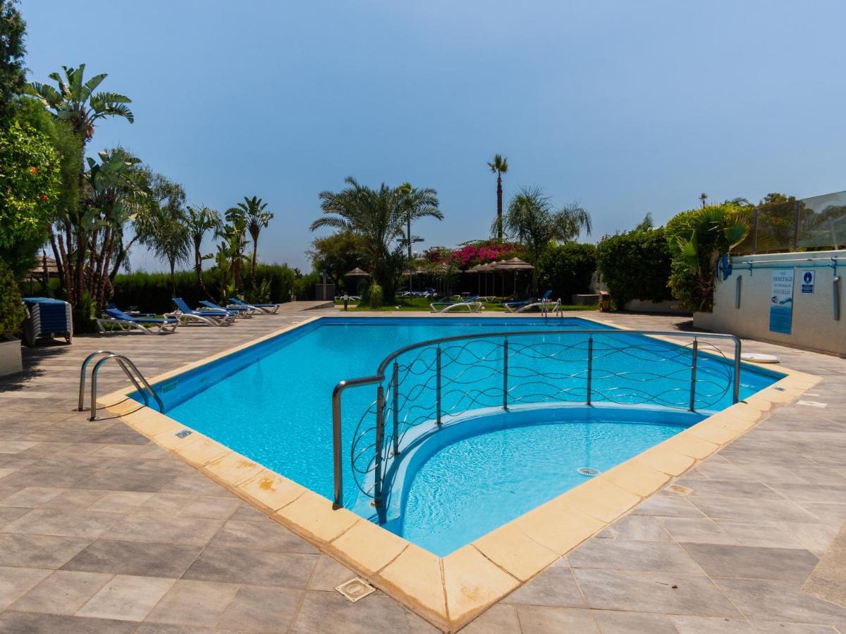 Sanders Ermitage On The Beach - Delightful 1-Bedroom Apartment With Sea View Λεμεσός Εξωτερικό φωτογραφία