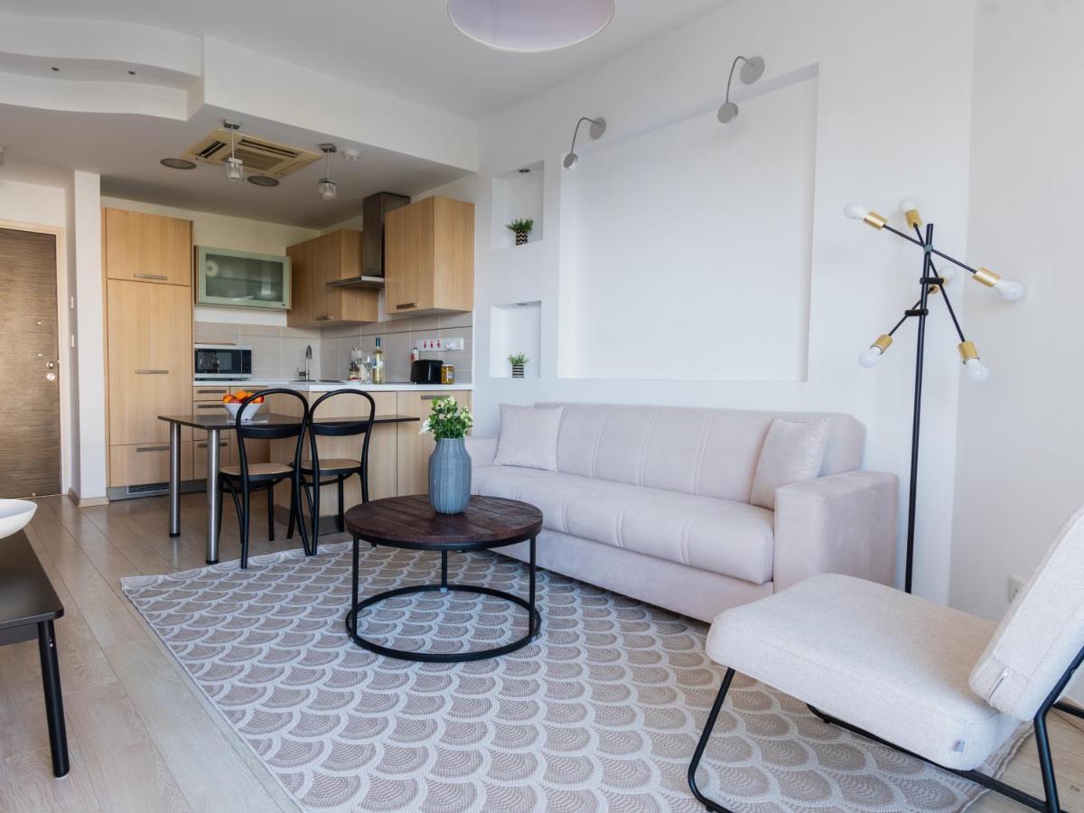 Sanders Ermitage On The Beach - Delightful 1-Bedroom Apartment With Sea View Λεμεσός Εξωτερικό φωτογραφία